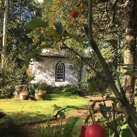 Holly Cottage. Romantic Getaway. Tourist Base. *