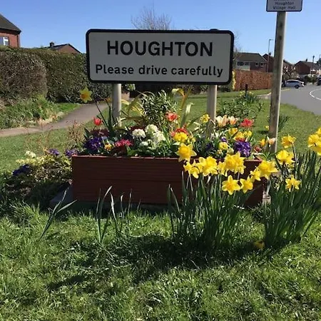 Holly Cottage. Romantic Getaway. Tourist Base. Holiday home Harker