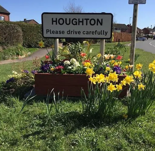 Holly Cottage. Romantic Getaway. Tourist Base. Nyaraló Harker