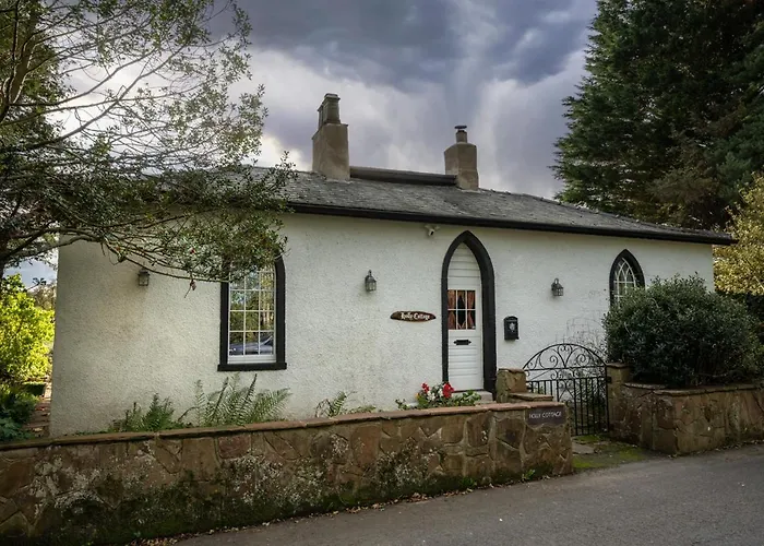 Holly Cottage. Romantic Getaway. Tourist Base. * Harker