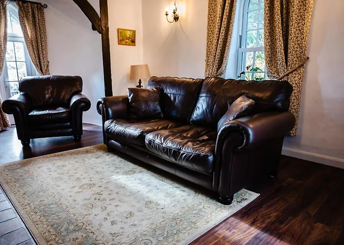 Holly Cottage. Romantic Getaway. Tourist Base. Nyaraló Harker